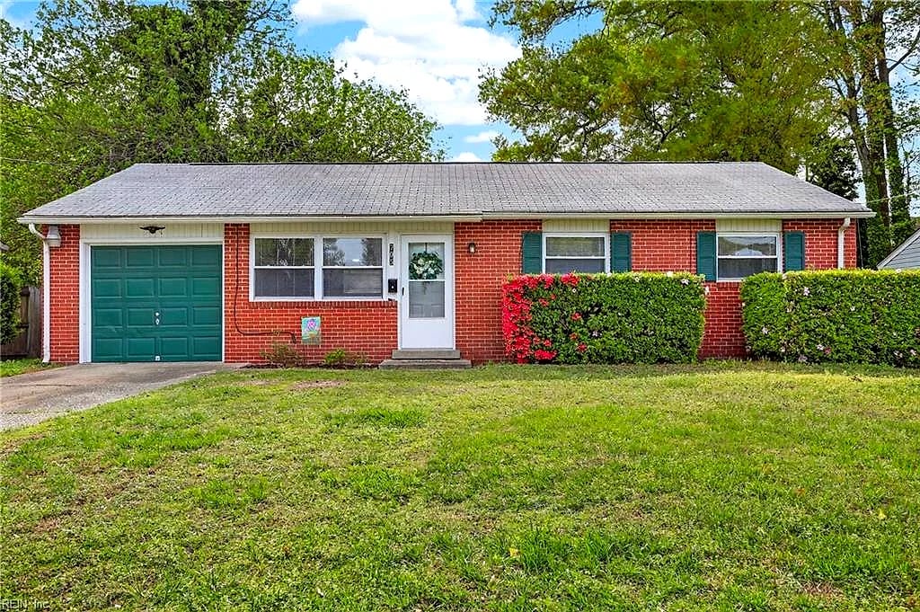 705 New Bern AVE, Hampton — 3 bed Residential, 947 sqft