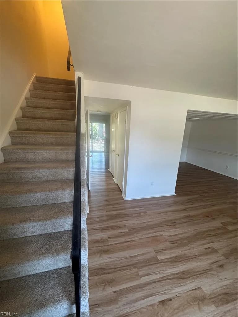 811 Cathedral DR, VIRGINIABEACH VA 23455 - Photo 3