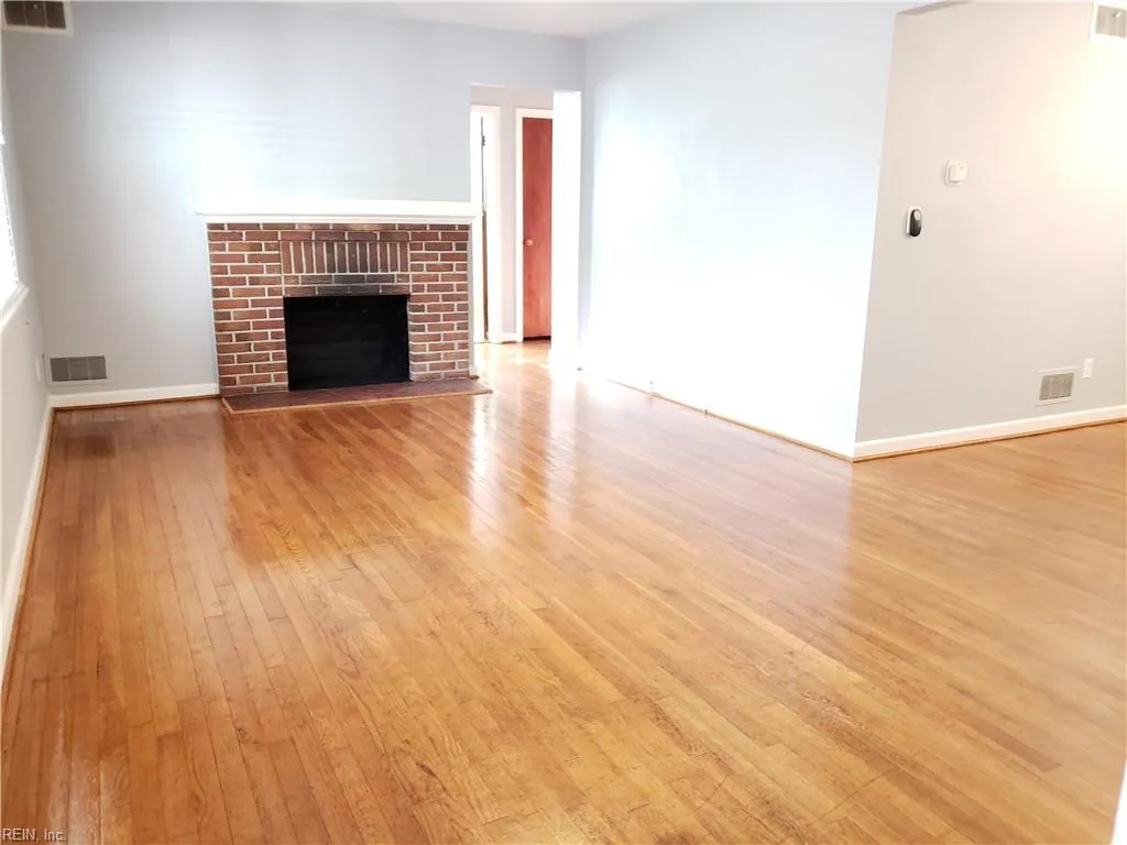 8705 Granby ST, NORFOLK VA 23503 - Photo 4