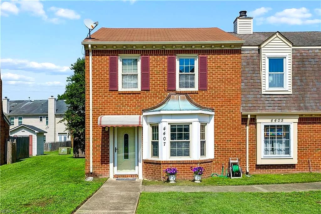 4407 River Shore RD, Portsmouth — 2 bed Residential, 1,344 sqft