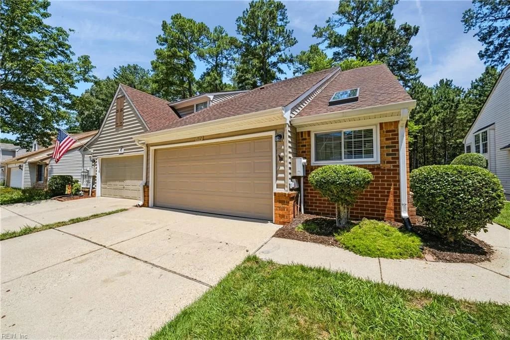 152 Spoon CT, YORKTOWN VA 23693