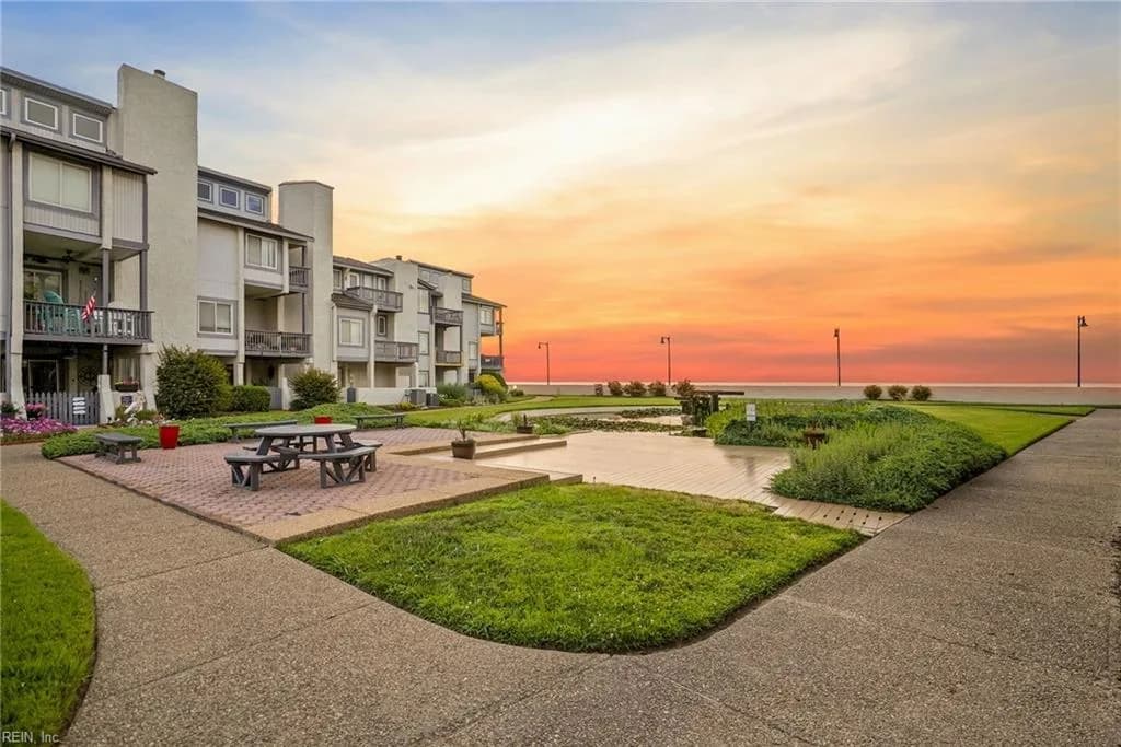 224 N First ST, HAMPTON VA 23664 - Photo 4