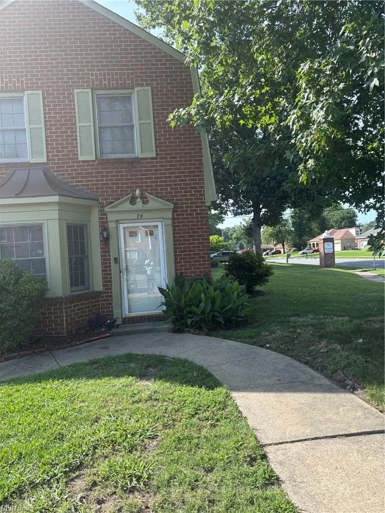 74 Colonial WAY, CHESAPEAKE VA 23325 - Photo 3