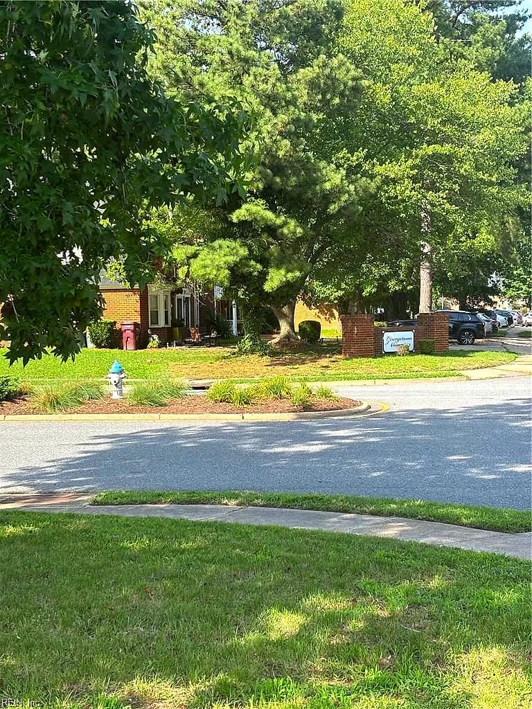 74 Colonial WAY, CHESAPEAKE VA 23325 - Photo 4
