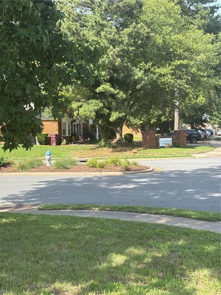 74 Colonial WAY, CHESAPEAKE VA 23325 - Photo 4