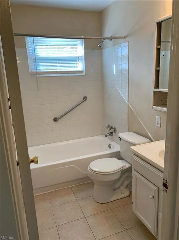 12 Pollux CIR E #1, PORTSMOUTH VA 23701 - Photo 4