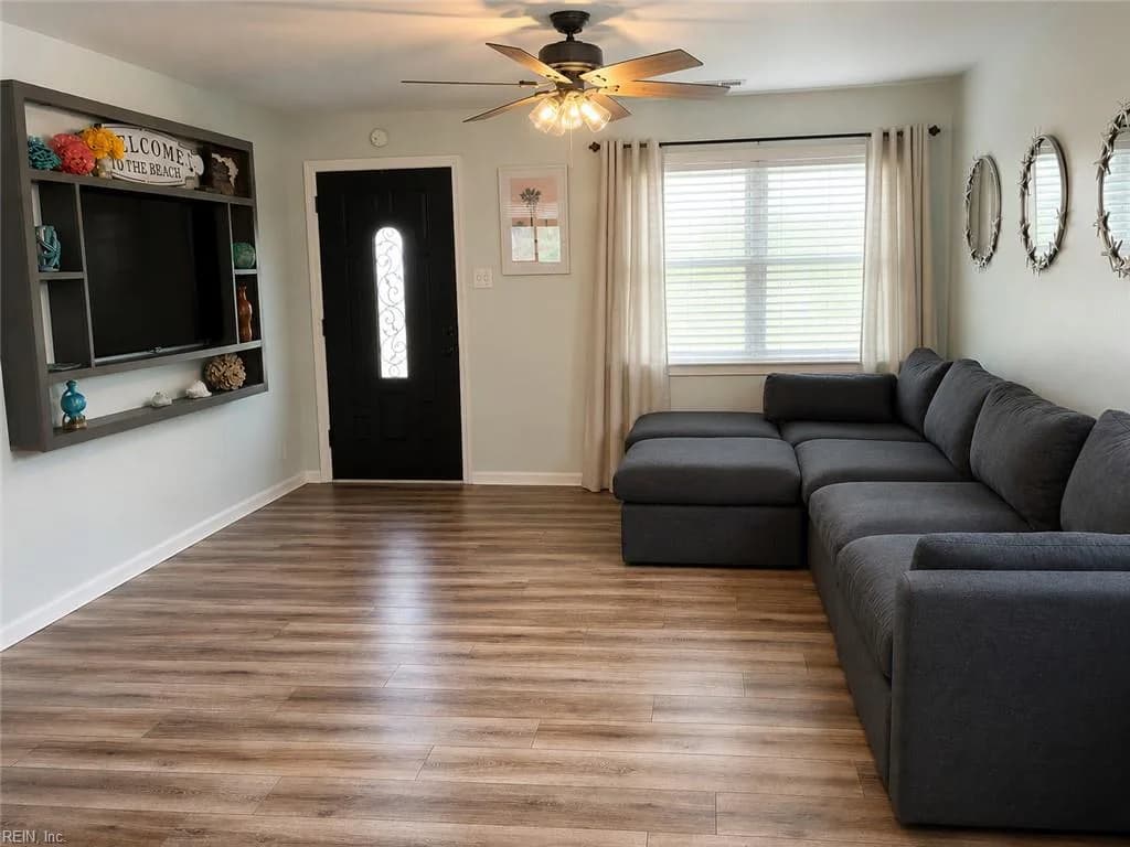 318 Deal DR, PORTSMOUTH VA 23701 - Photo 3