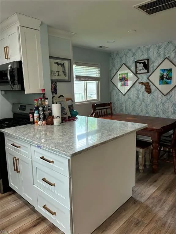 318 Deal DR, PORTSMOUTH VA 23701 - Photo 5