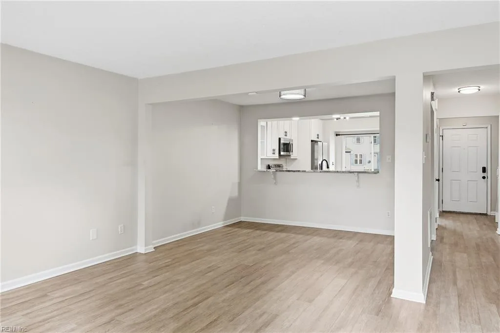 1626 Jameson DR, VIRGINIA BEACH VA 23464 - Photo 5