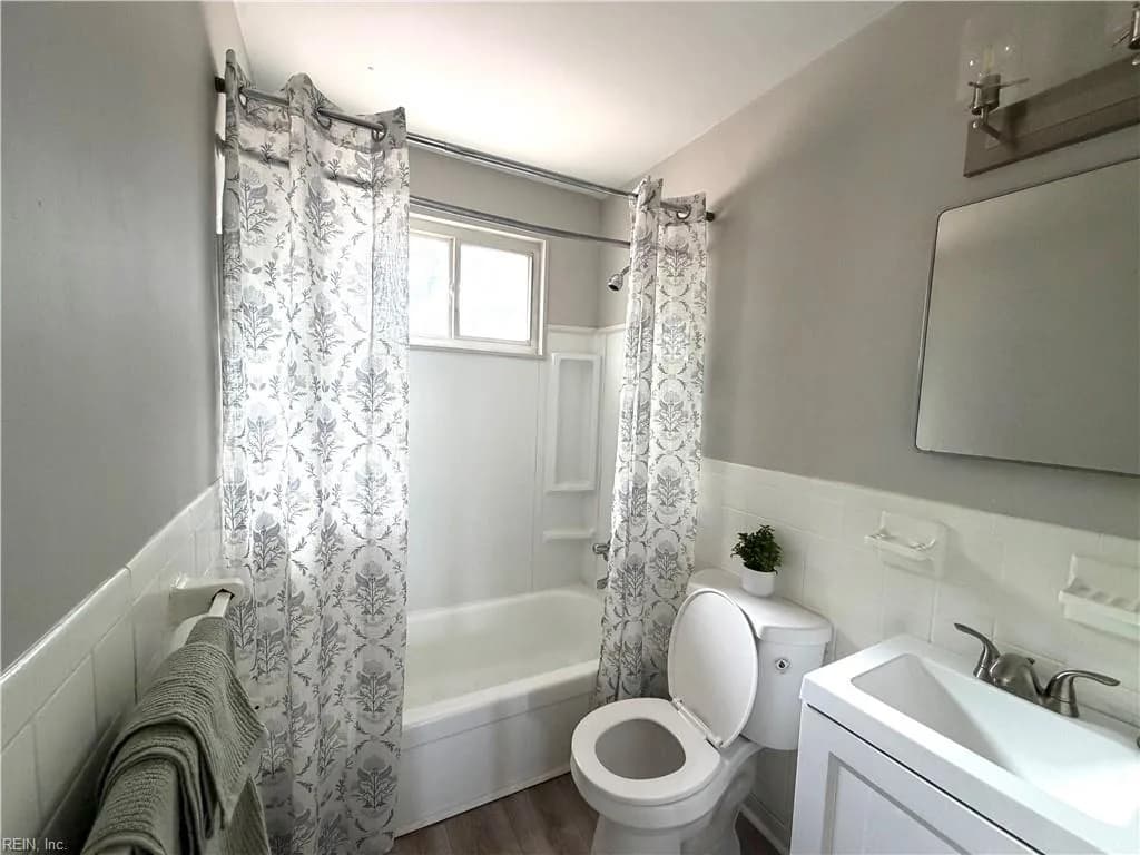 9626 10th View ST #D, NORFOLK VA 23503 - Photo 5