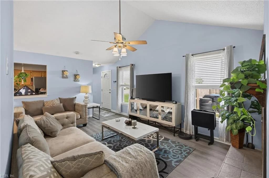 1709 Sword Dancer DR, VIRGINIABEACH VA 23454 - Photo 4