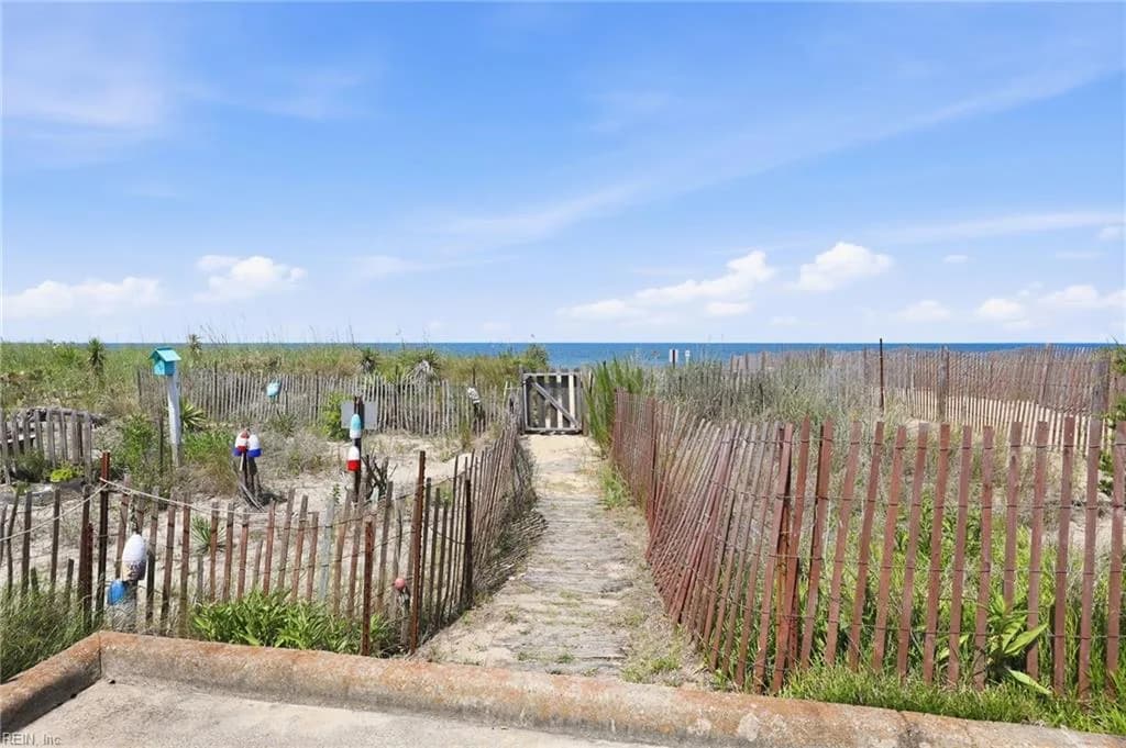 1140 E Ocean View AVE #F, NORFOLK VA 23503 - Photo 3