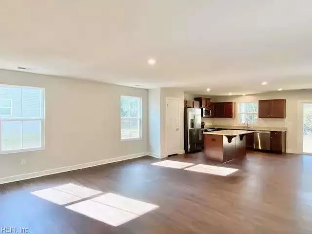 6832 Motley Landing DR, GLOUCESTER VA 23061 - Photo 4