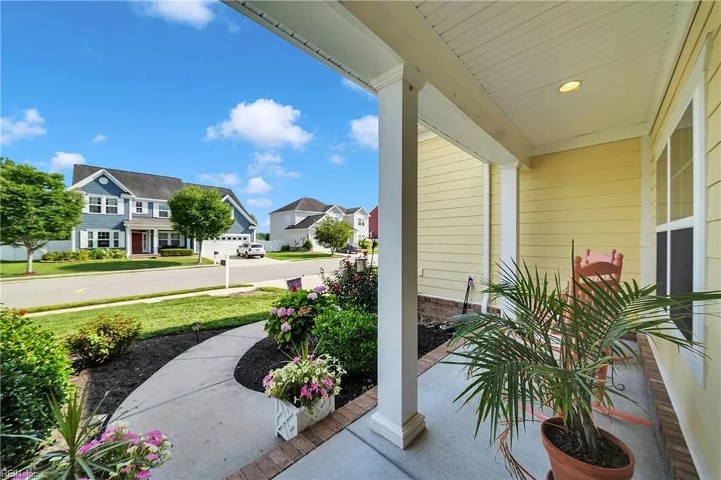 136 Bella DR, CHESAPEAKE VA 23322 - Photo 5