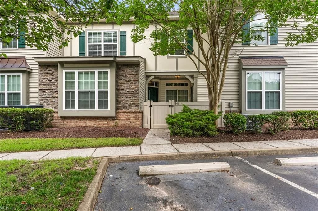 307 Herons CV, CARROLLTON VA 23314 - Photo 2
