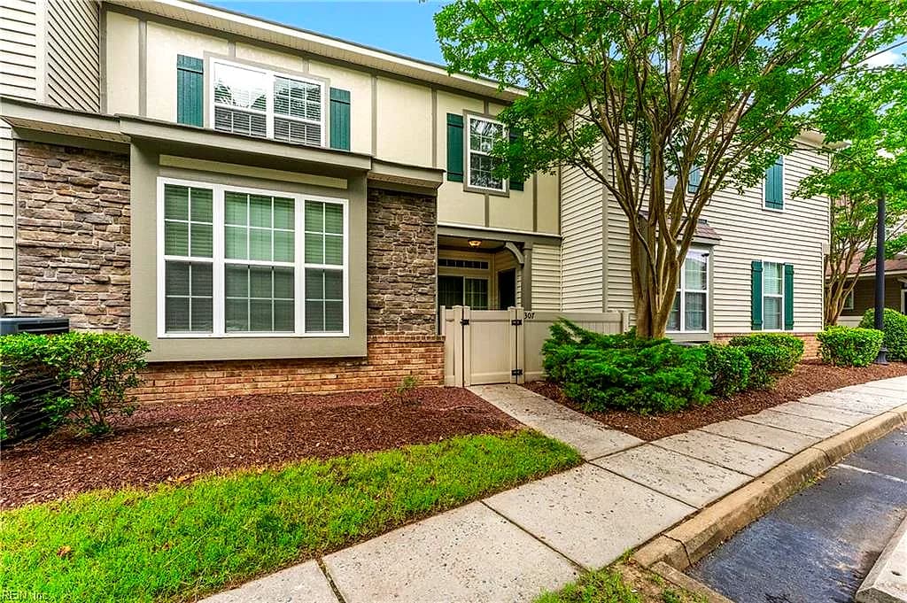 307 Herons CV, CARROLLTON VA 23314 - Photo 3