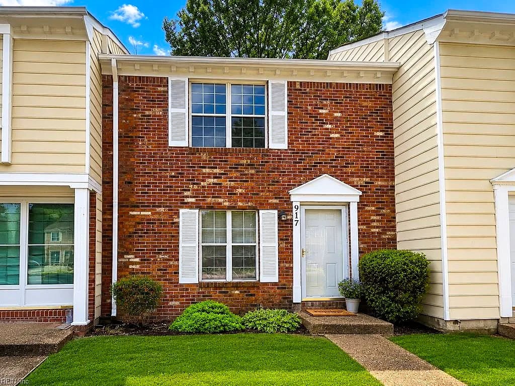 917 Spinnaker CT, Chesapeake — 2 bed Residential, 1,026 sqft