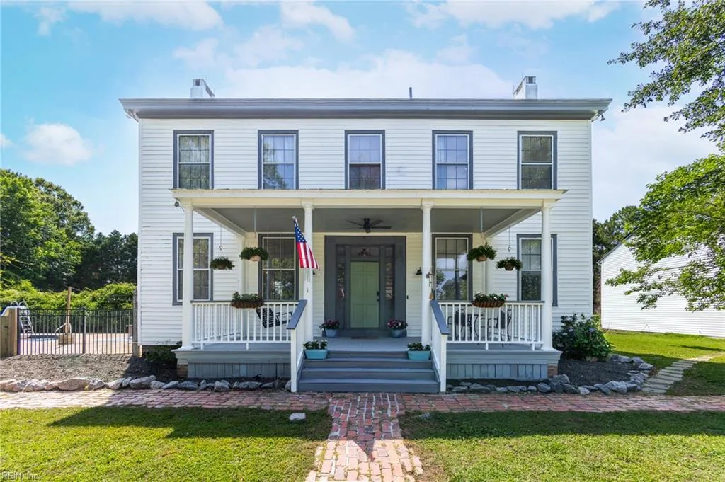 2410 Centerville TPKE, CHESAPEAKE VA 23322