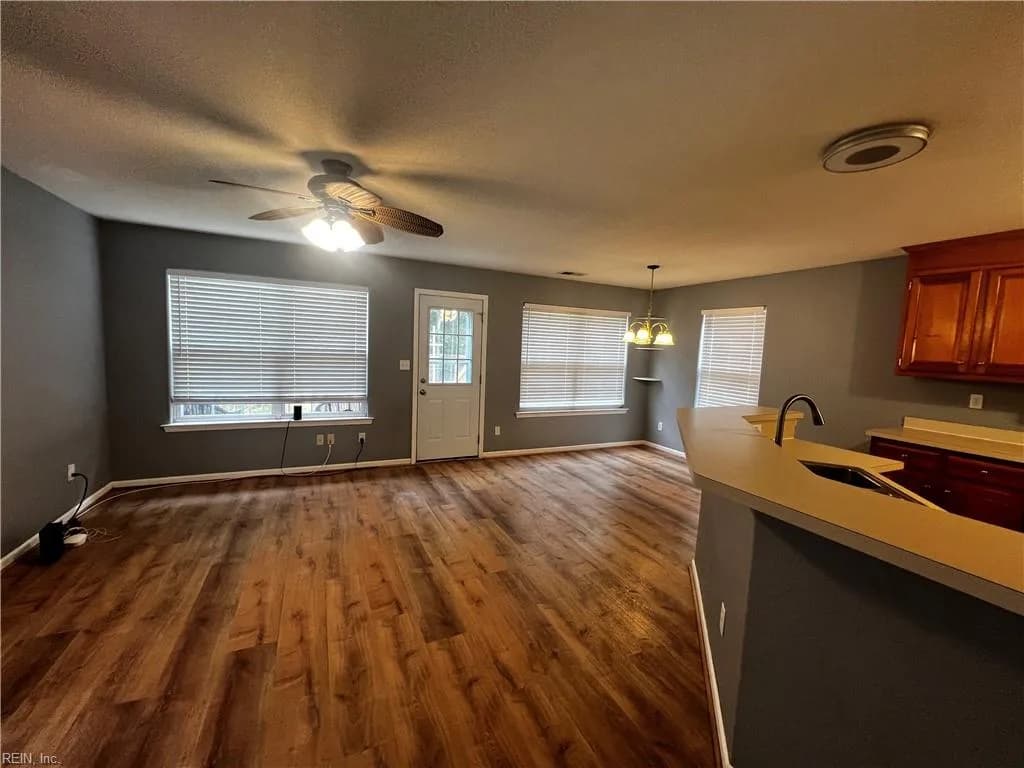 6350 Old Townpoint RD, SUFFOLK VA 23435 - Photo 5