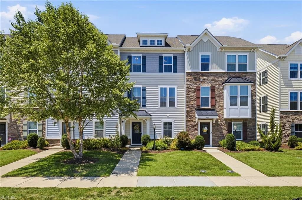 404 Spring Hill PL, SMITHFIELD VA 23430 - Photo 3