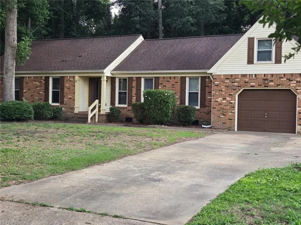 828 Jo Anne CIR, CHESAPEAKE VA 23322 - Photo 2