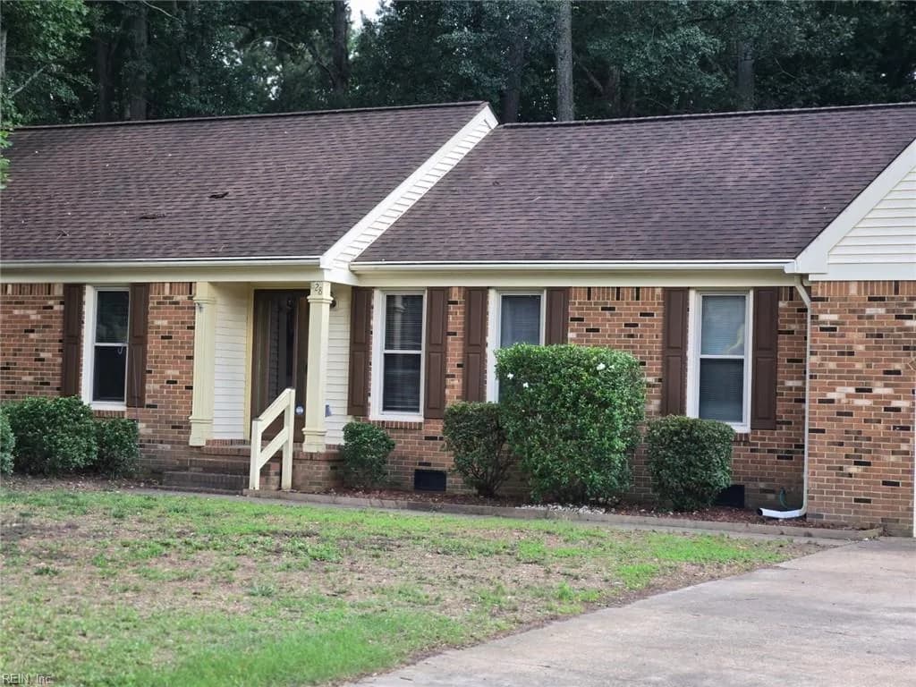 828 Jo Anne CIR, CHESAPEAKE VA 23322 - Photo 3