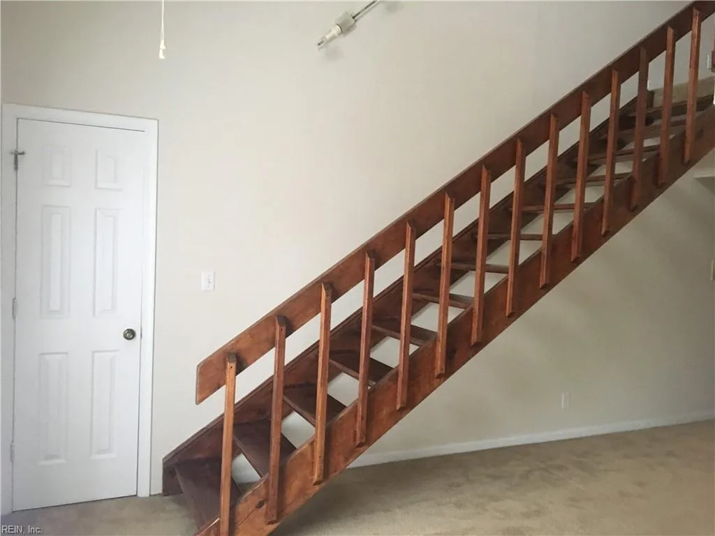 1210 Stockley GDNS #605, NORFOLK VA 23517 - Photo 5