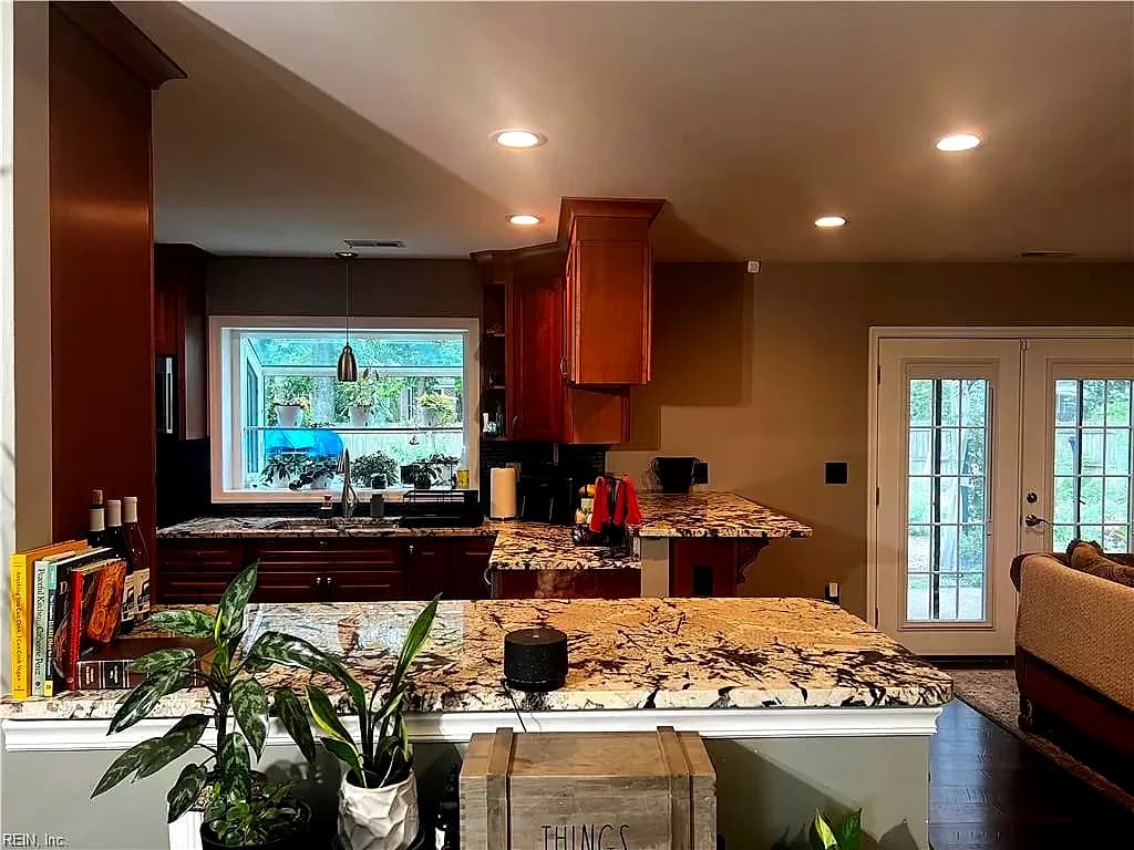 754 E Little Back River RD, HAMPTON VA 23669 - Photo 3