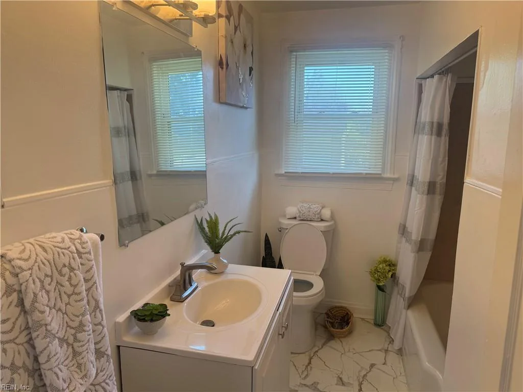 2801 Mapleton AVE, NORFOLK VA 23504 - Photo 5