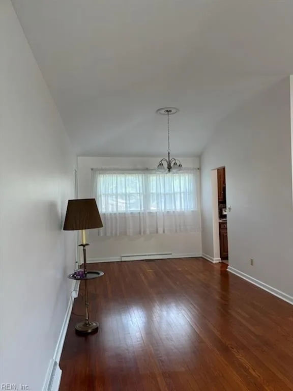 3 Jordan DR, NEWPORTNEWS VA 23606 - Photo 5