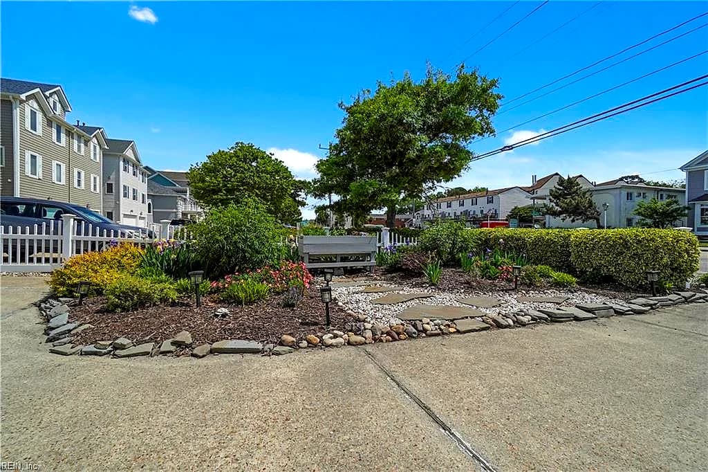 262 W Ocean View AVE, NORFOLK VA 23503 - Photo 5