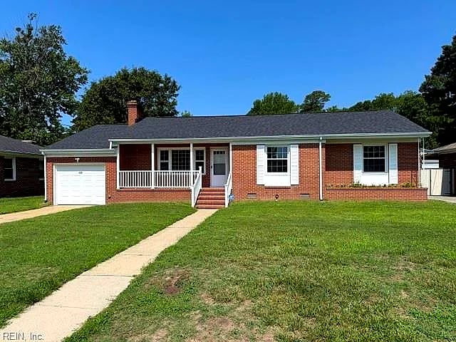 311 Lake DR, Suffolk — 3 bed Residential, 1,496 sqft