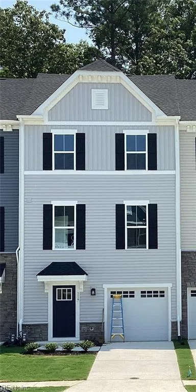116 Pocosin PATH, POQUOSON VA 23662