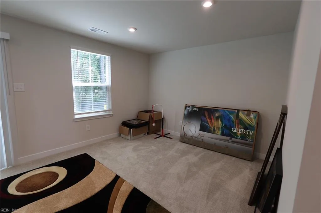 116 Pocosin PATH, POQUOSON VA 23662 - Photo 4