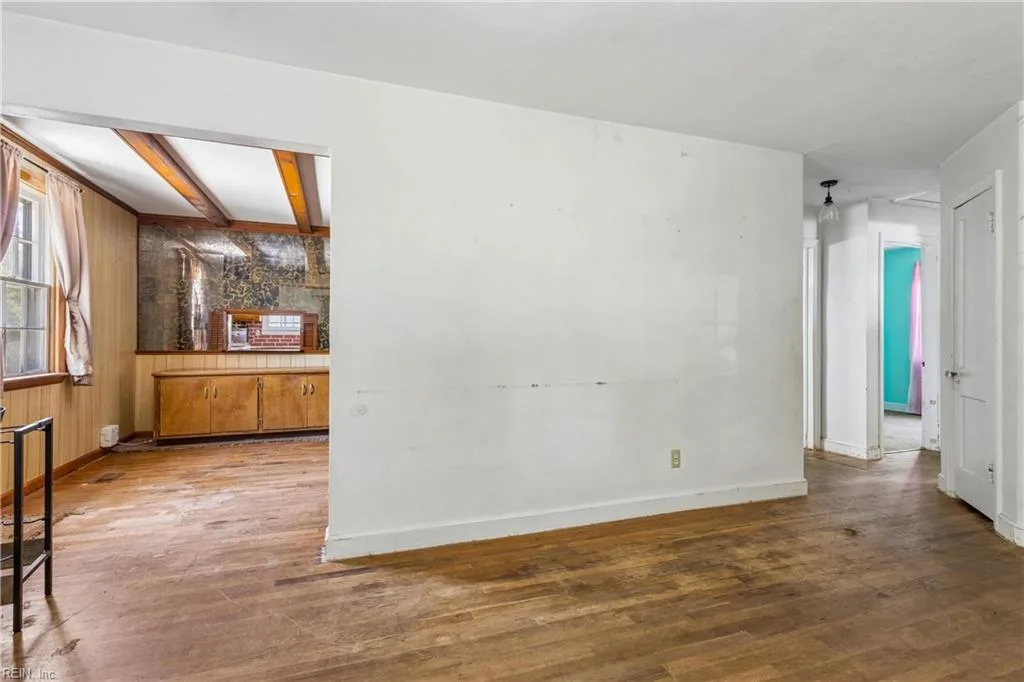 610 Morris DR, NEWPORTNEWS VA 23605 - Photo 4