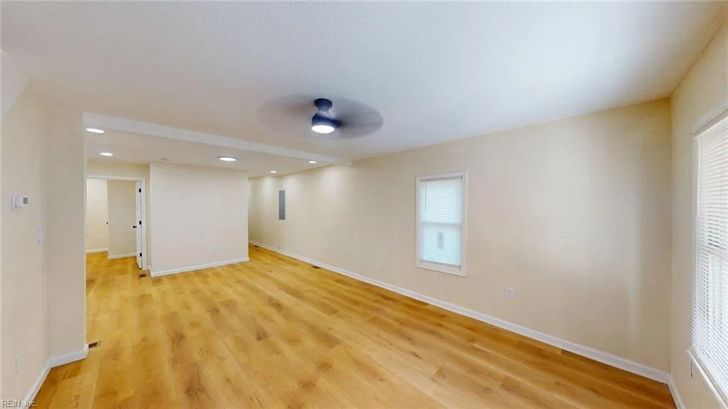1307 W W 42nd ST, NORFOLK VA 23508 - Photo 3