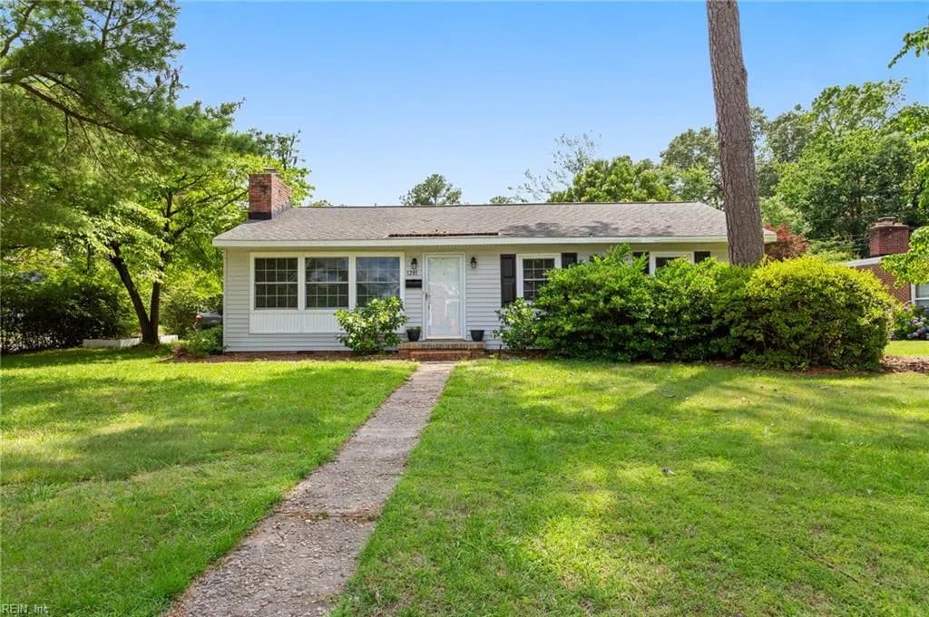 1201 Roberts RD, NEWPORTNEWS VA 23606 - Main photo