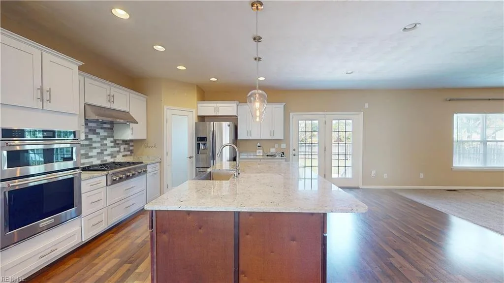 928 Laconia CT, VIRGINIABEACH VA 23464 - Photo 4