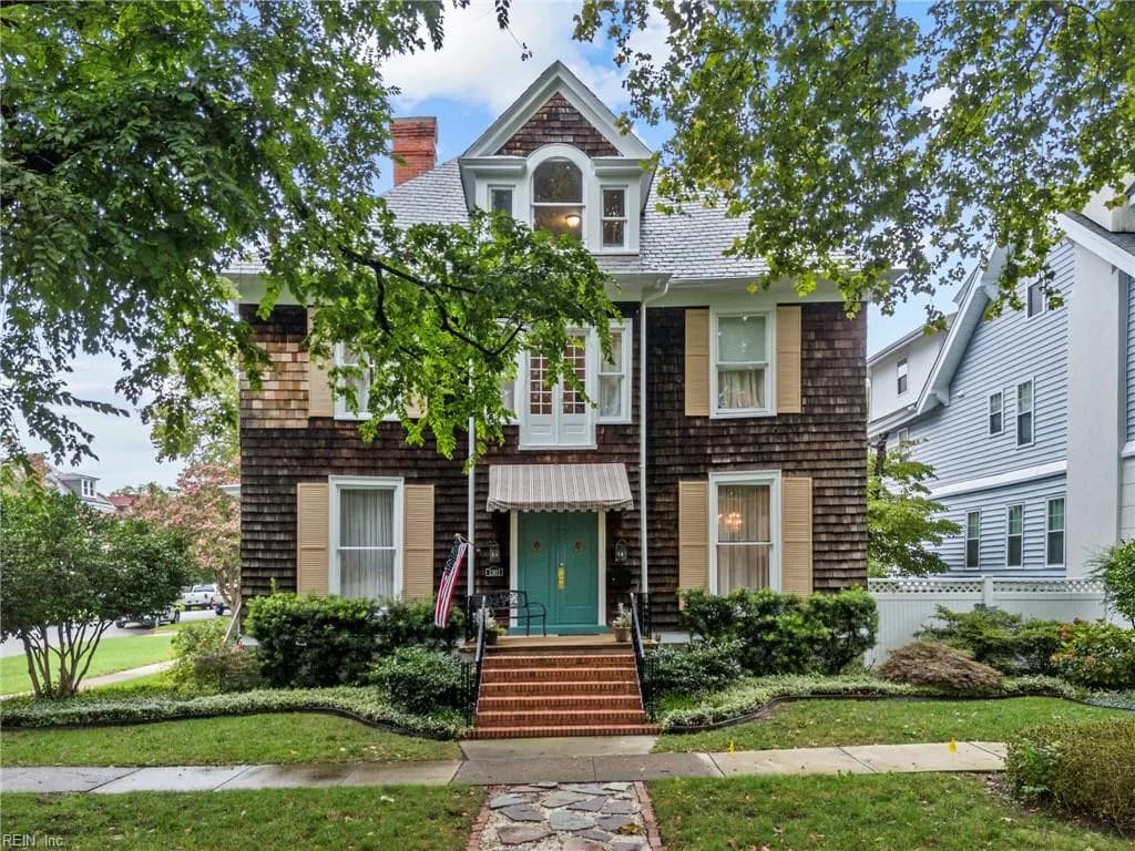 1301 Stockley GDNS #1, NORFOLK VA 23517 - Photo 2