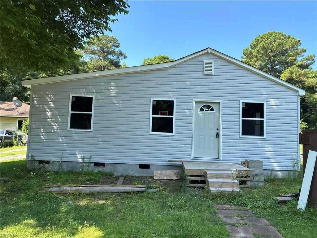 145 Shell RD, SUFFOLK VA 23432