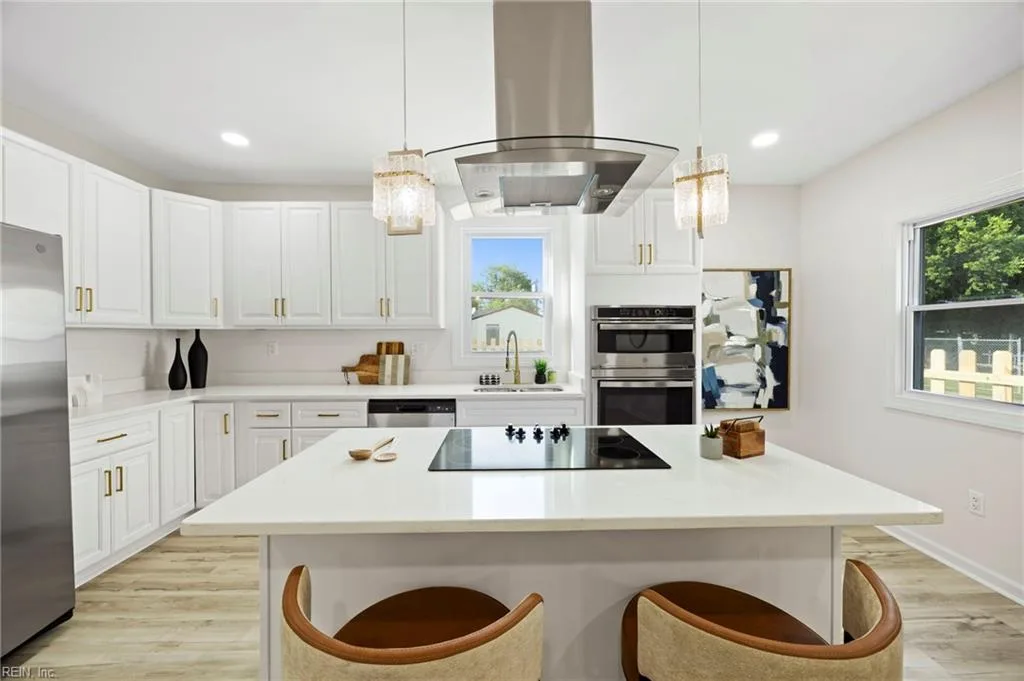 766 A AVE, NORFOLK VA 23504