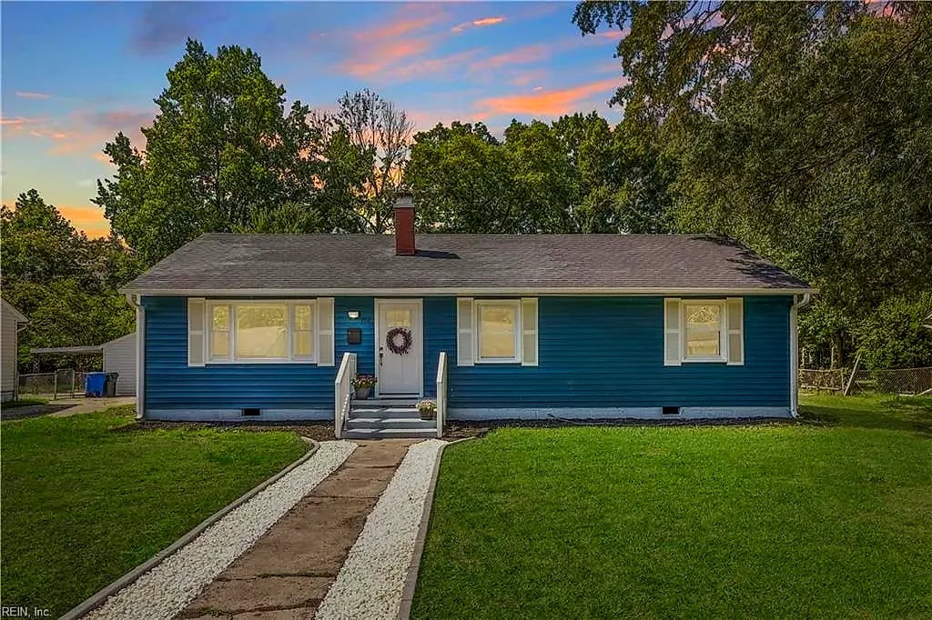 202 Woodhaven RD, Newport News — 4 bed Residential, 1,380 sqft
