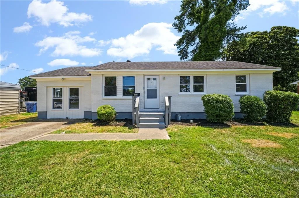1003 Warfield DR, PORTSMOUTH VA 23701