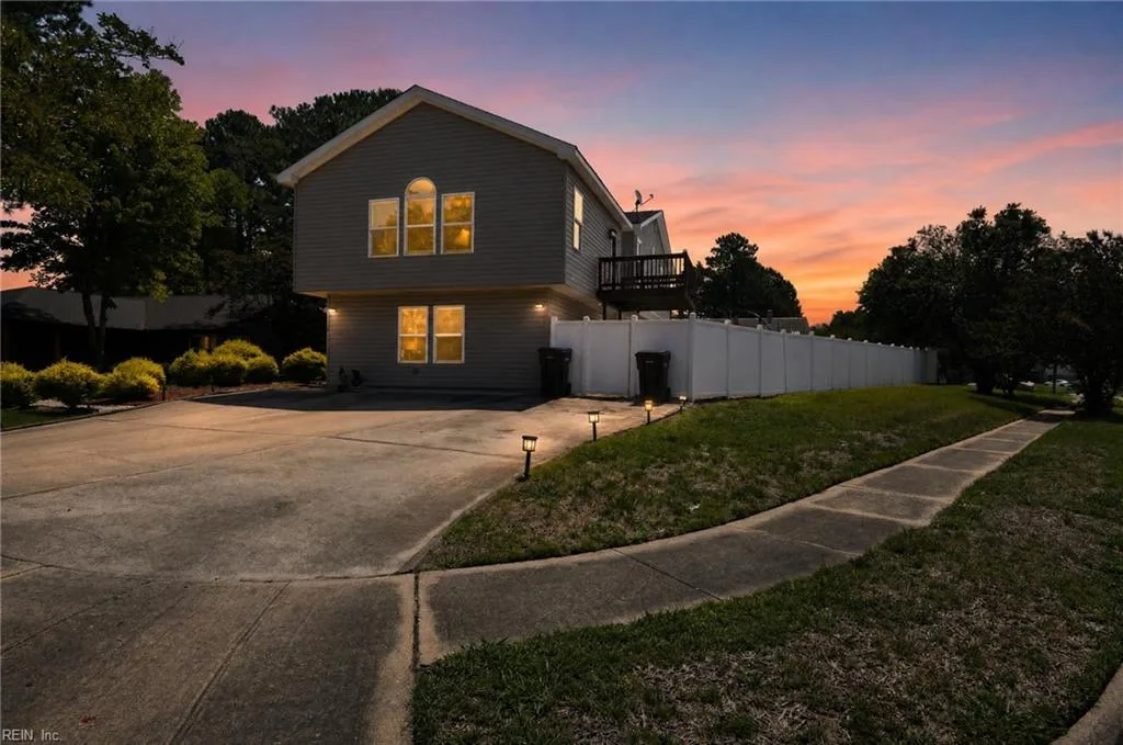501 Thornloe Ln LN, CHESAPEAKE VA 23320