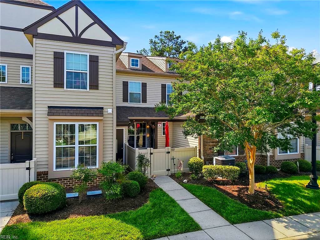 102 Herons CV, CARROLLTON VA 23314 - Main photo