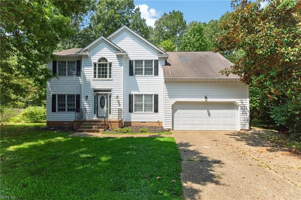 212 Halles RN, Yorktown — 5 bed Residential, 2,742 sqft