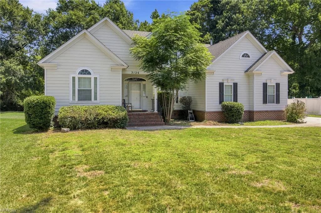 3126 N Stonebridge DR, NORFOLK VA 23504 - Photo 3
