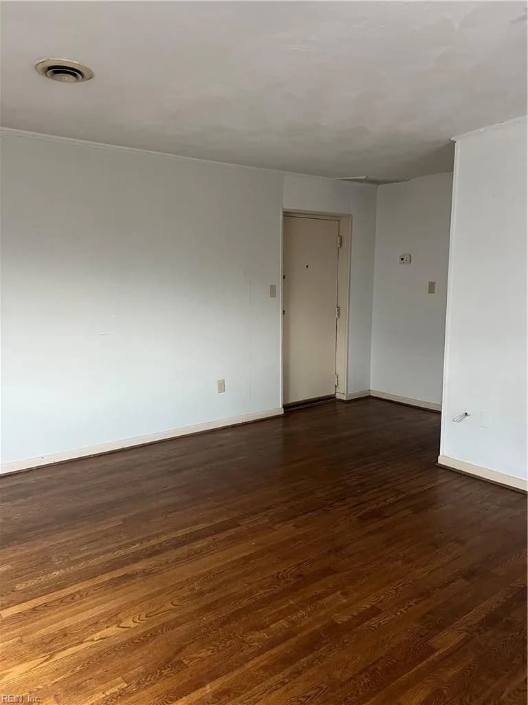 2057 E Ocean View AVE, NORFOLK VA 23503 - Photo 4