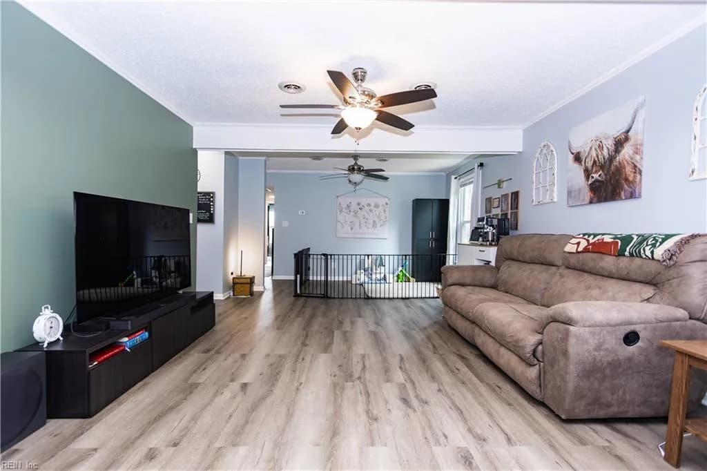 100 Burnt Bridge WAY #E, YORKTOWN VA 23692 - Photo 5