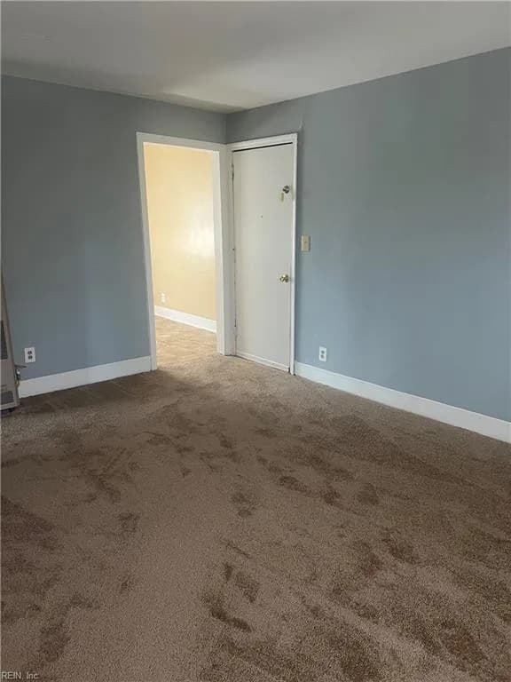 2061 E Ocean View AVE, NORFOLK VA 23503 - Photo 5